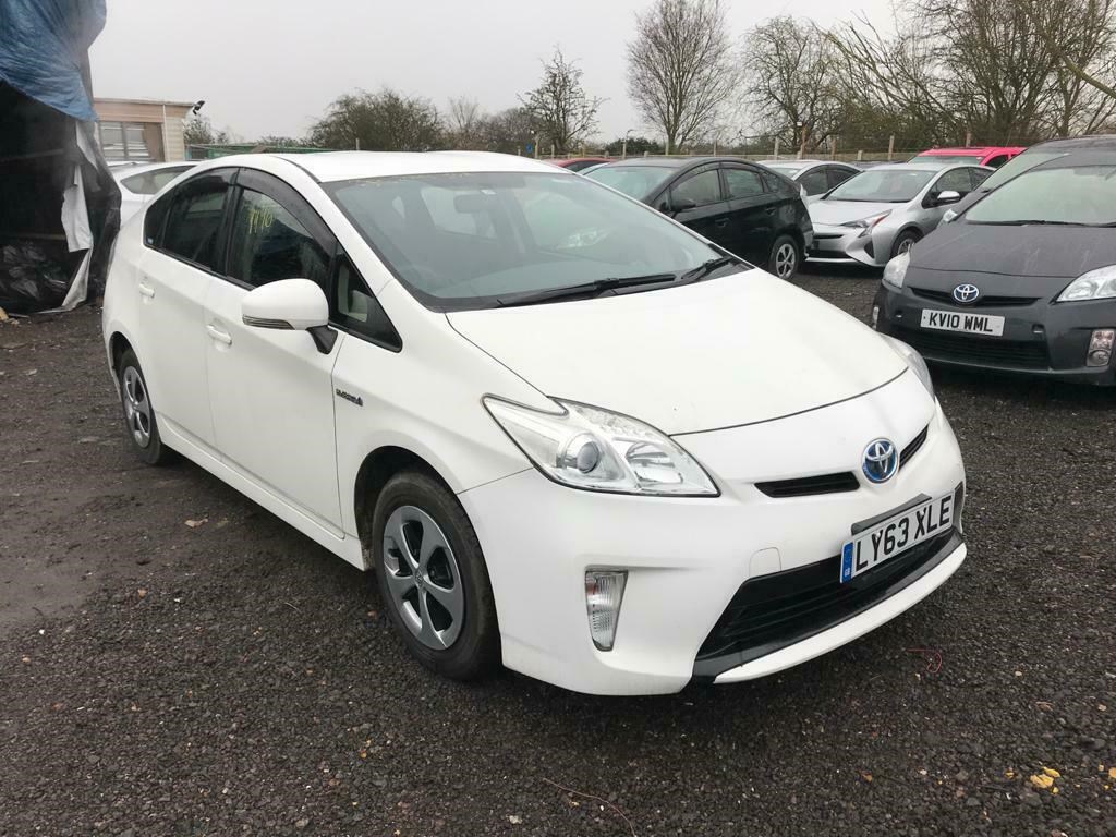 Toyota Prius Listing Image