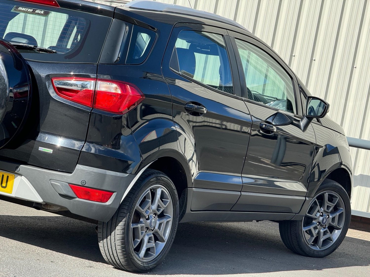 Ford EcoSport Listing Image