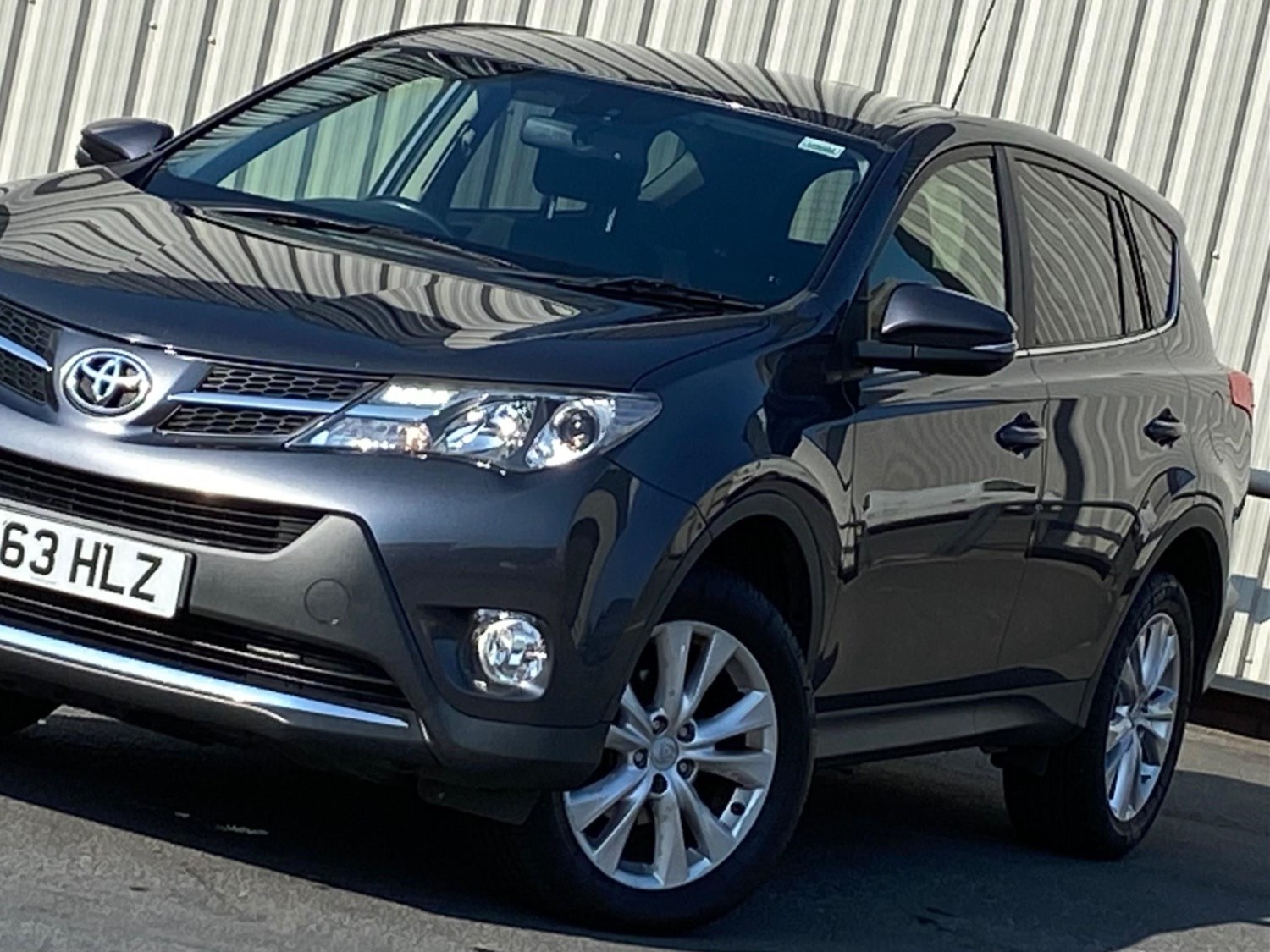 Toyota RAV4 Listing Image