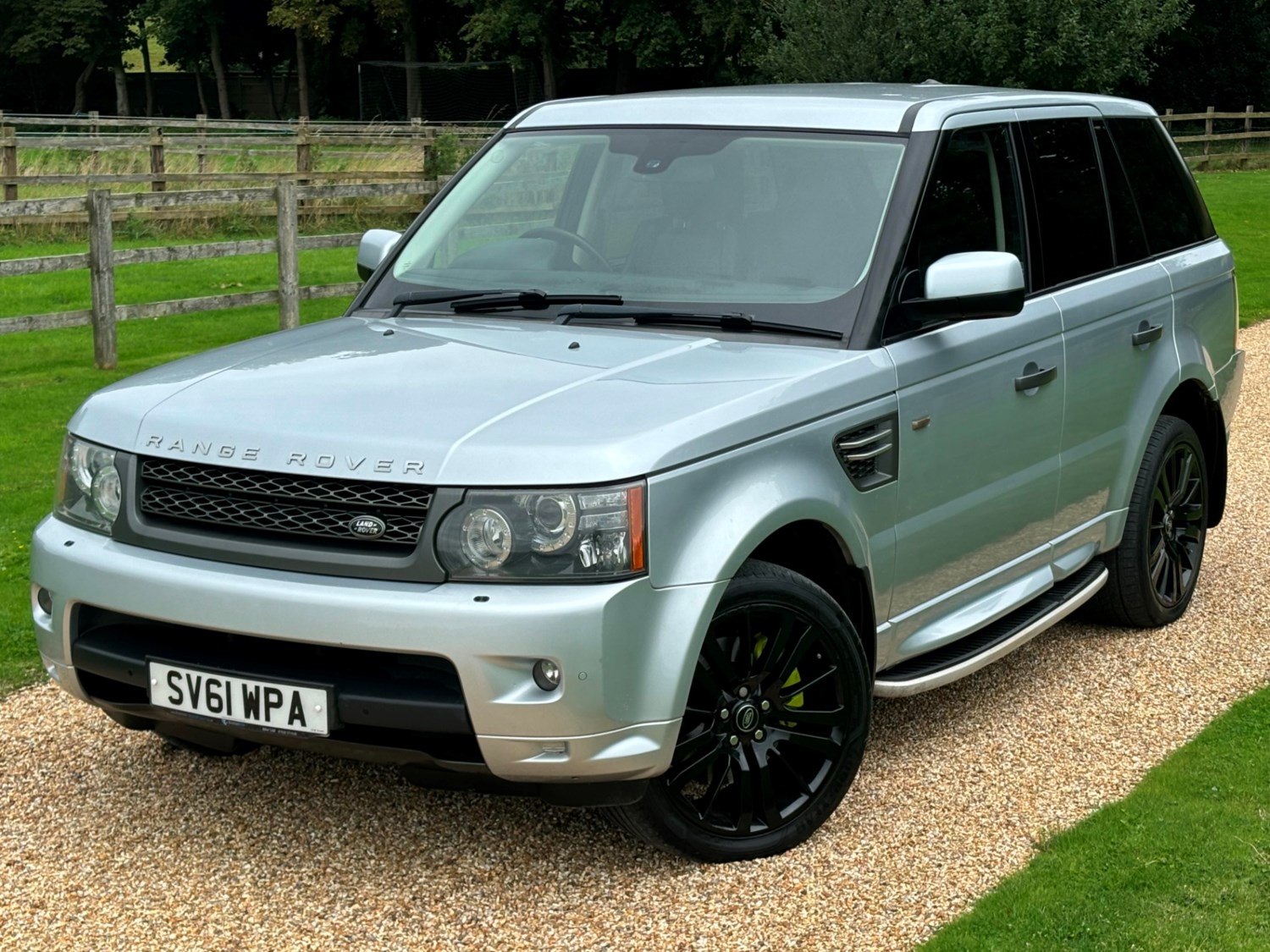 Land Rover Range Rover Sport Listing Image