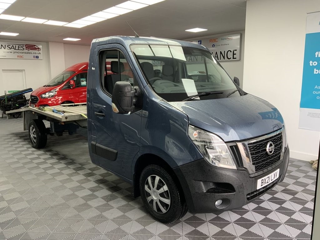 Nissan NV400 Listing Image