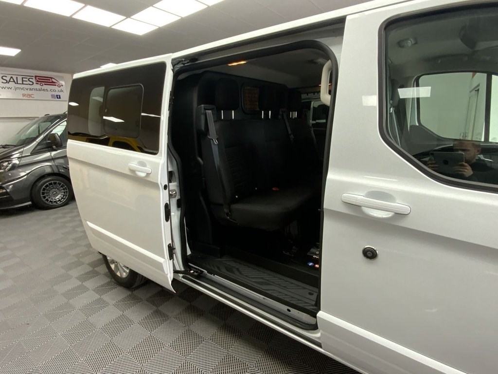 Ford Transit Custom Listing Image