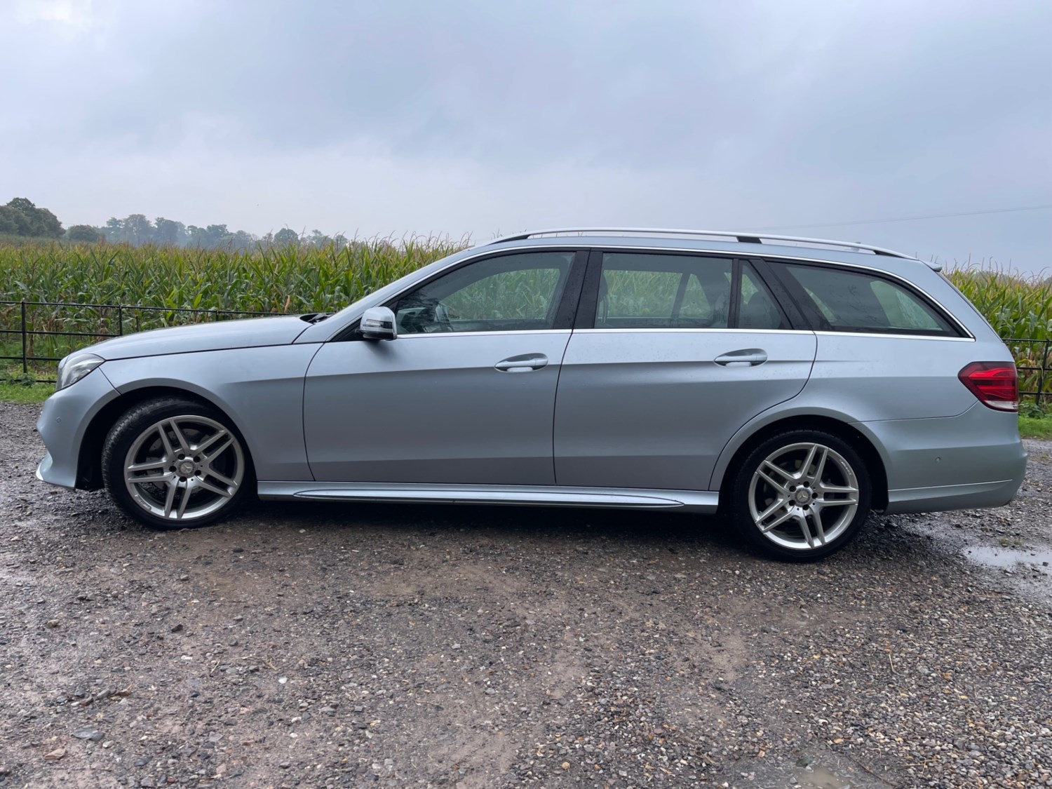 Mercedes-Benz E-Class Listing Image