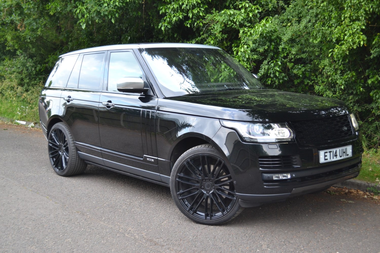 Land Rover Range Rover Listing Image