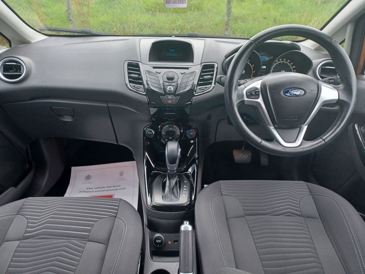 Ford Fiesta Listing Image