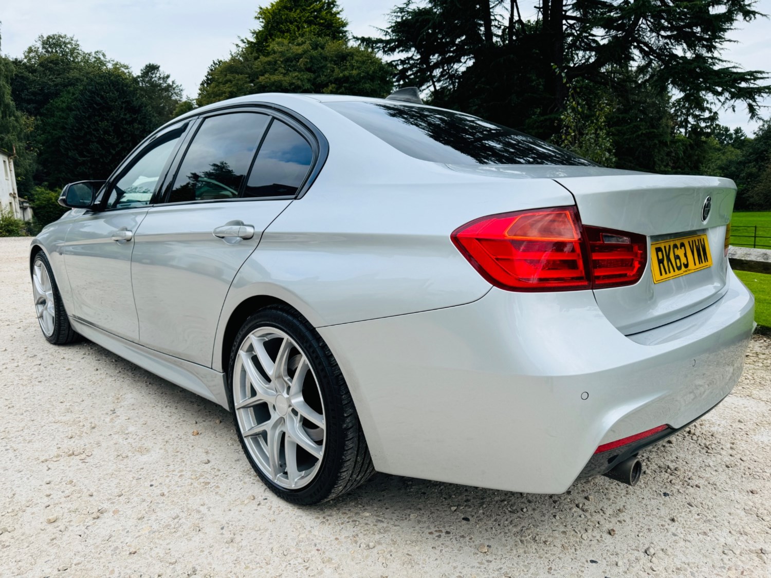 BMW 3 Series Listing Image