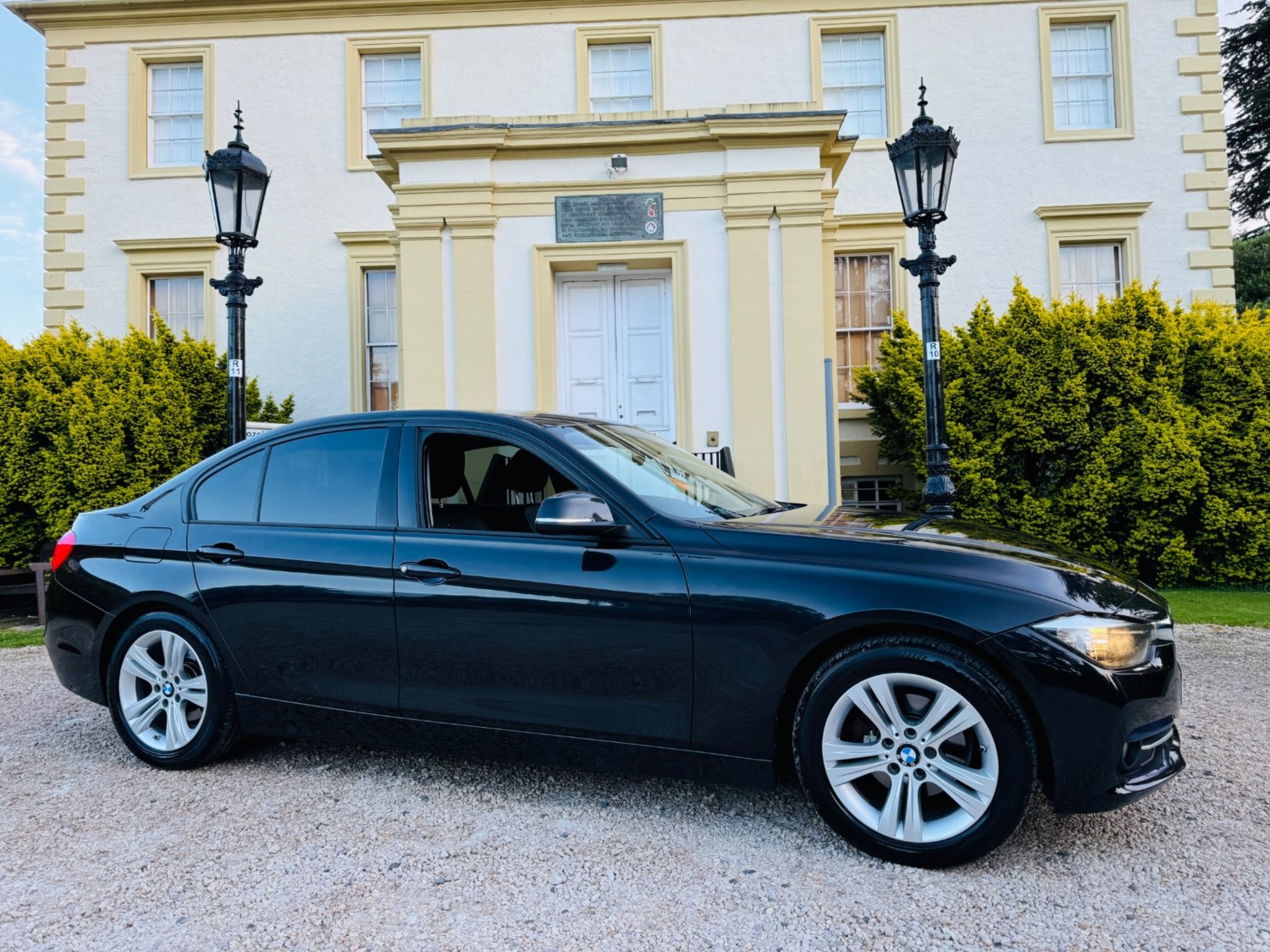 BMW 3 Series Listing Image