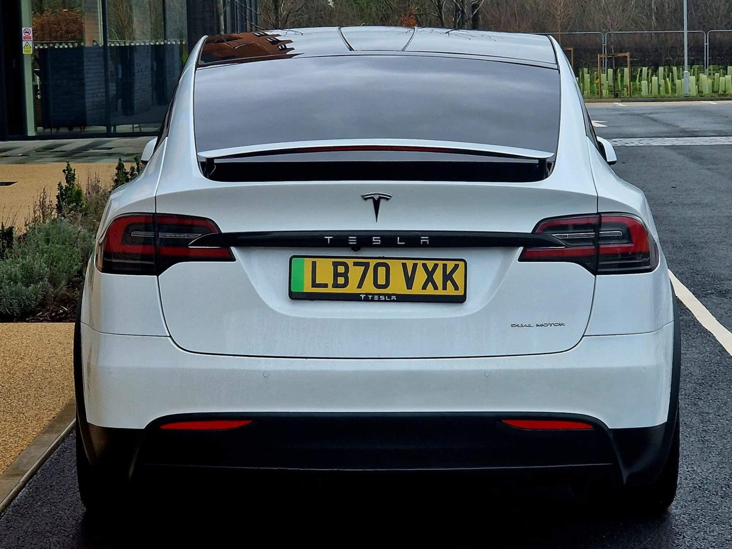 Tesla Model X Listing Image