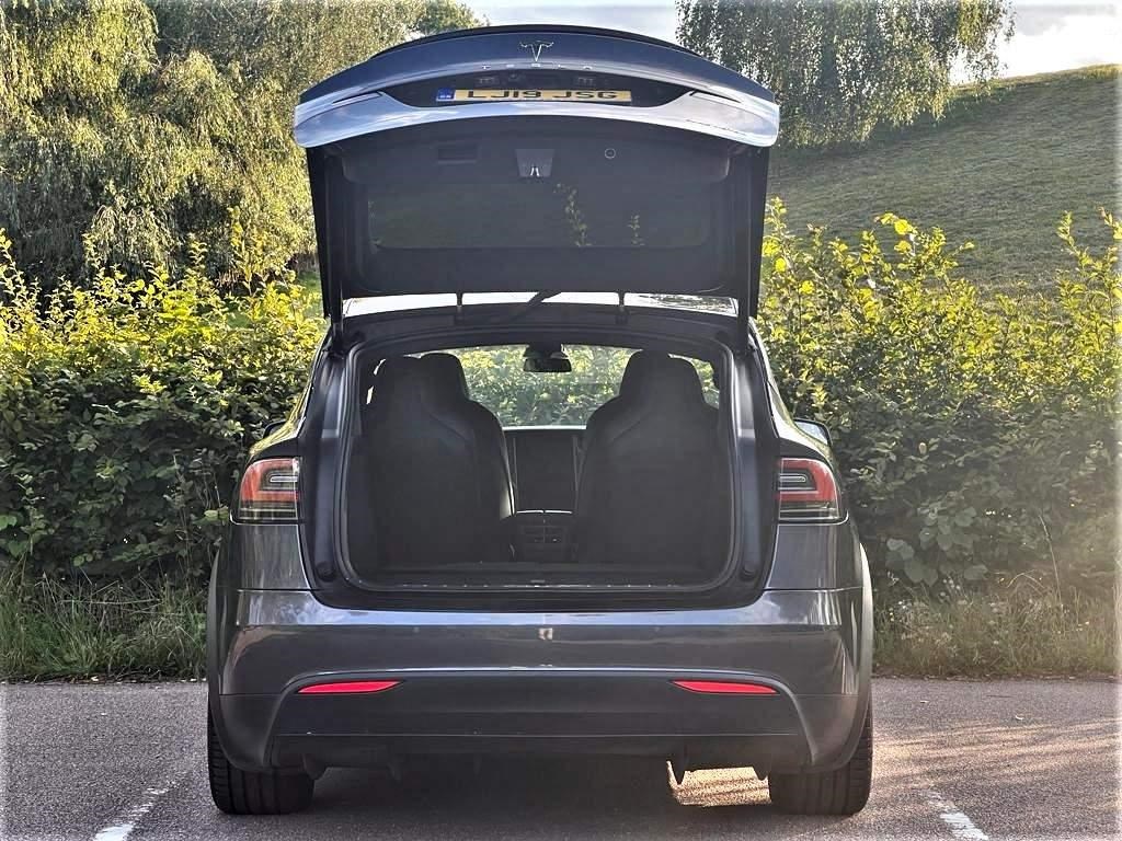 Tesla Model X Listing Image