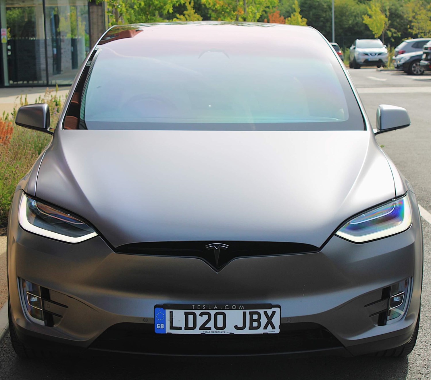 Tesla Model X Listing Image