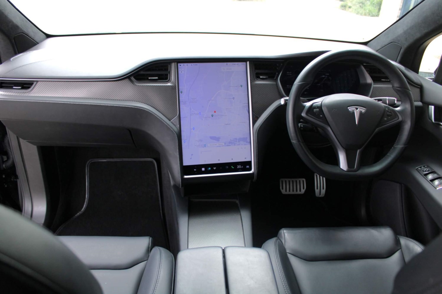 Tesla Model X Listing Image