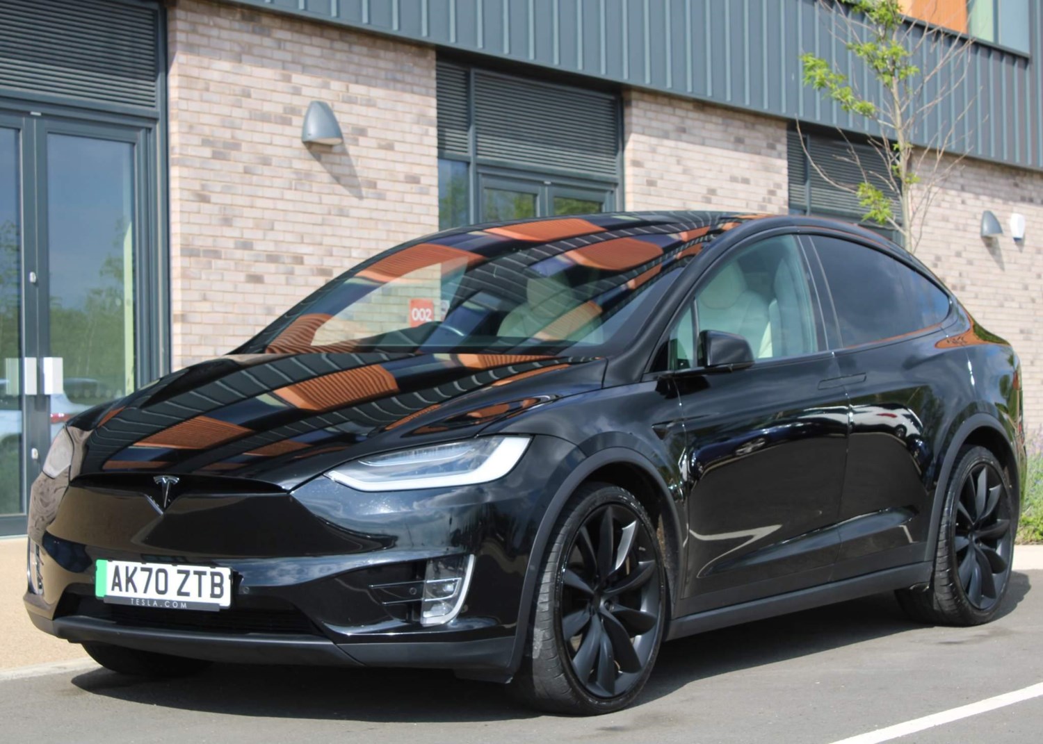 Tesla Model X Listing Image