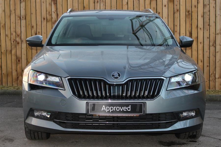 Skoda Superb Listing Image