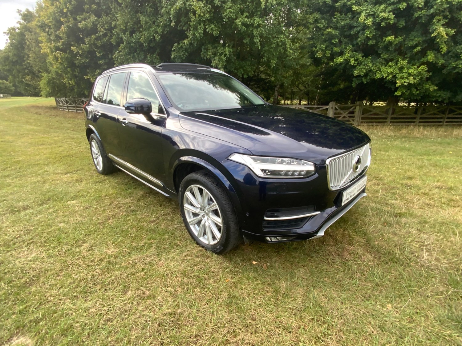 Volvo XC90 Listing Image