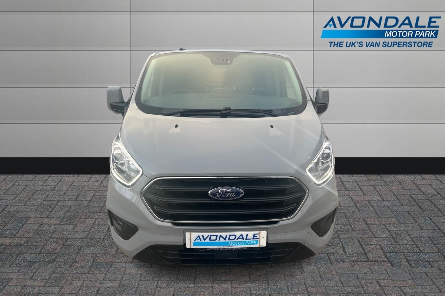 Ford Transit Custom Listing Image