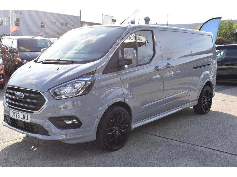 Ford Transit Custom Listing Image