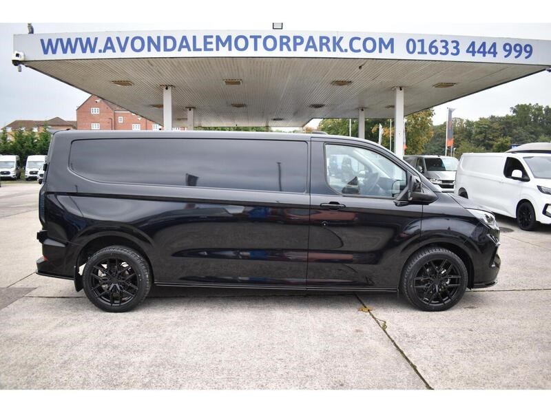 Ford Transit Custom Listing Image