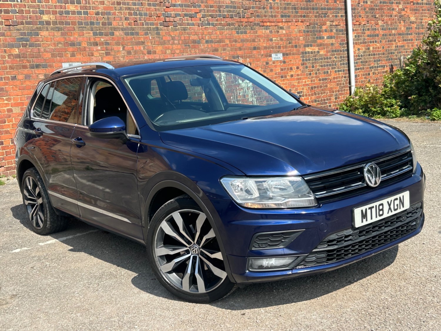 Volkswagen Tiguan Listing Image