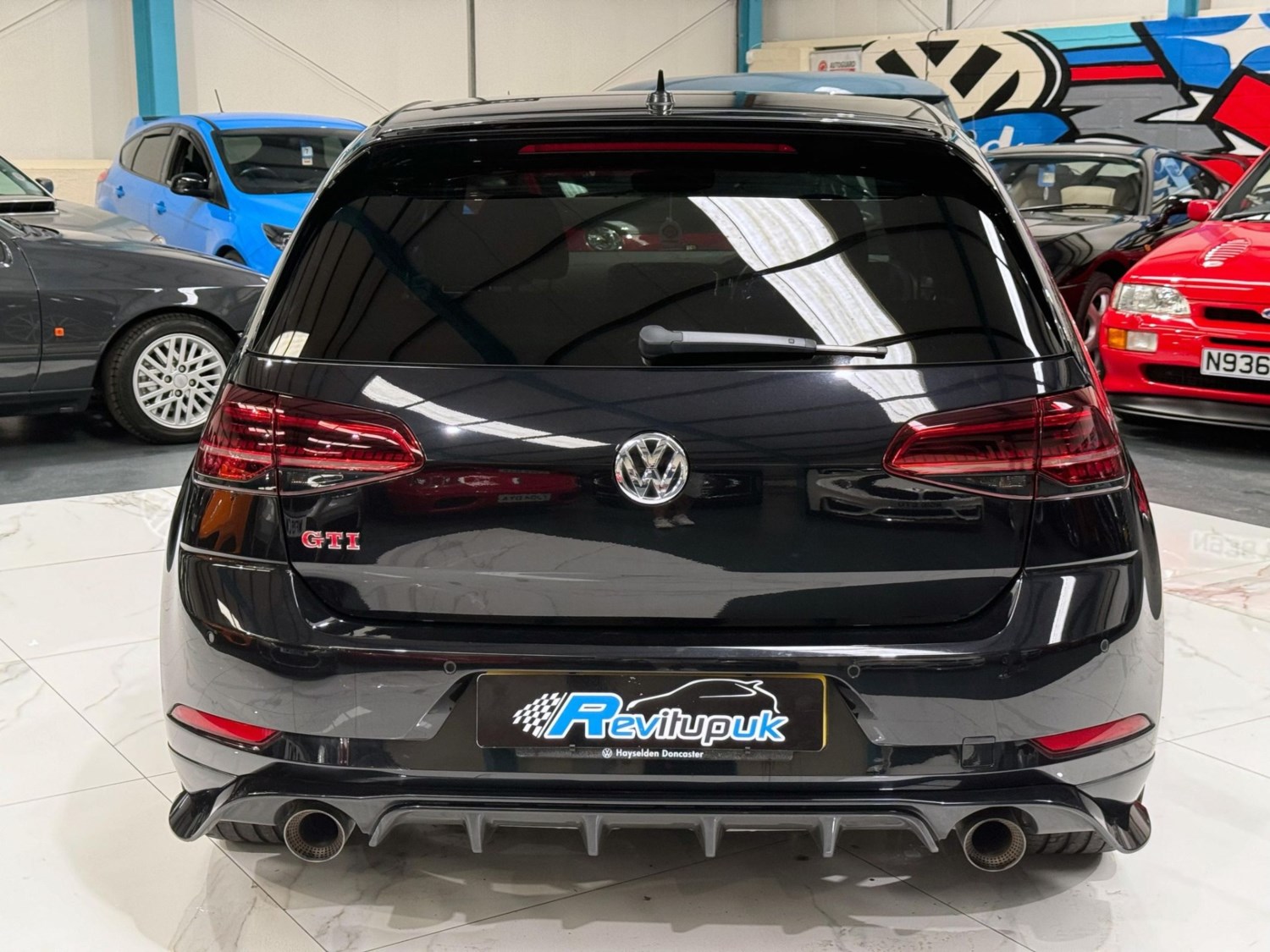 Volkswagen Golf Listing Image