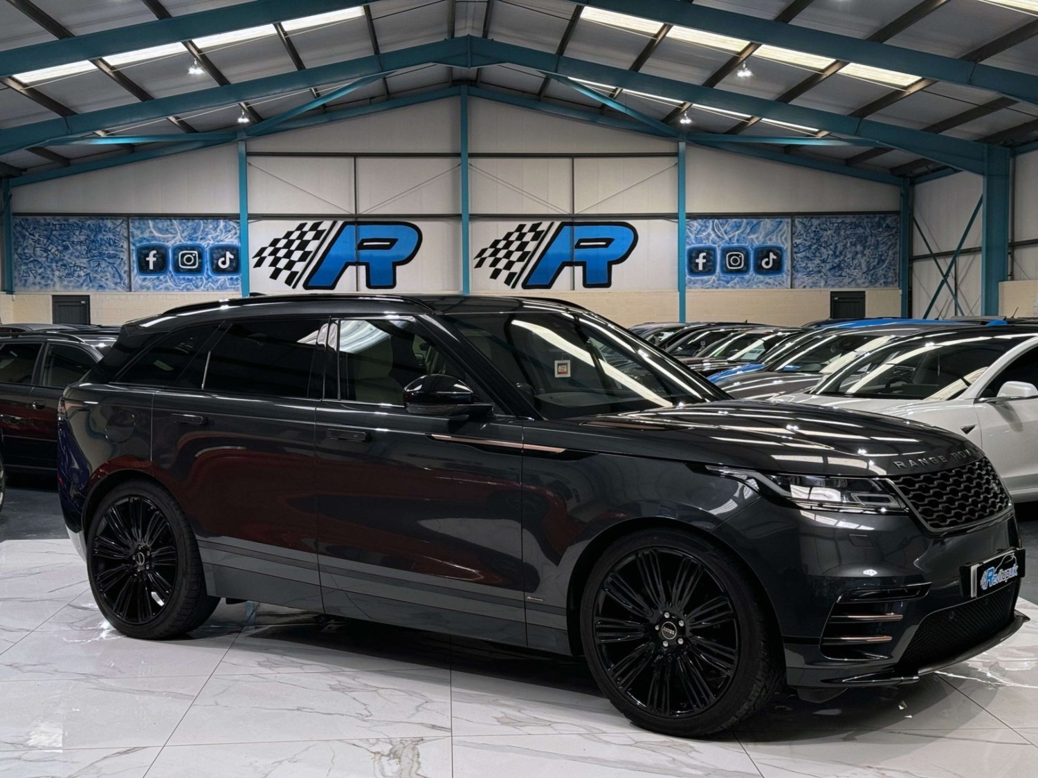 Land Rover Range Rover Velar Listing Image