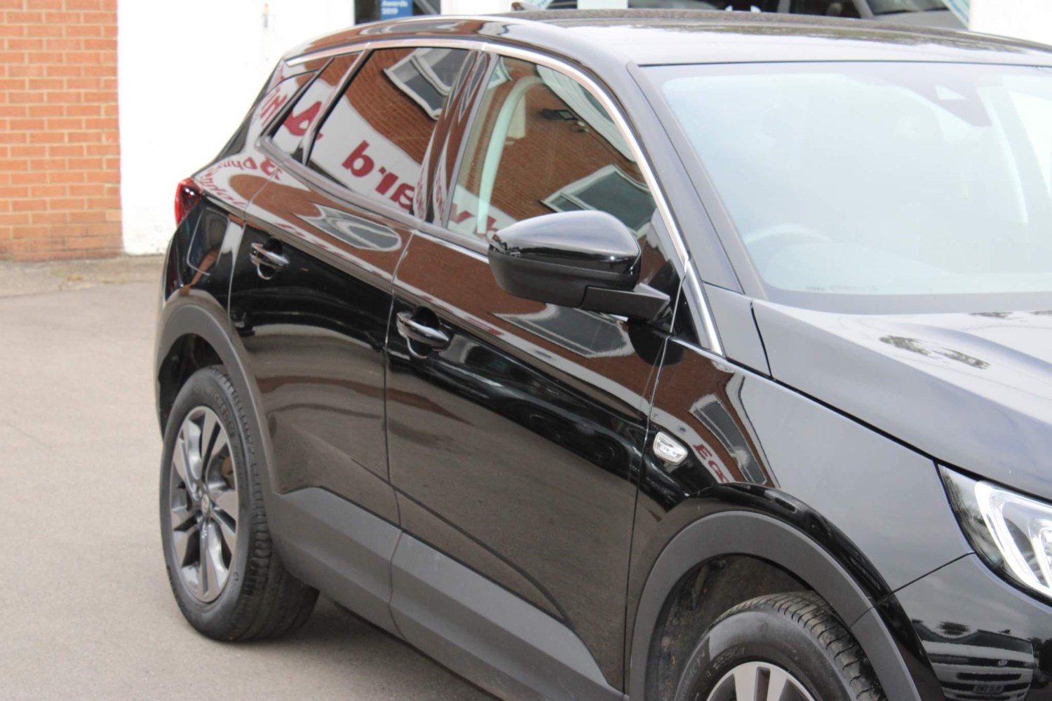 Vauxhall Grandland X Listing Image