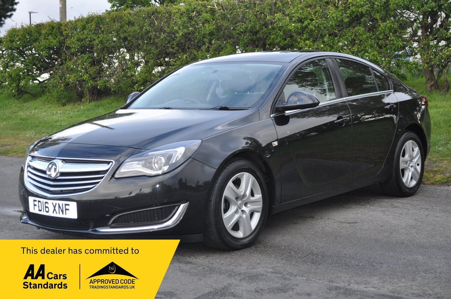 Vauxhall Insignia Listing Image