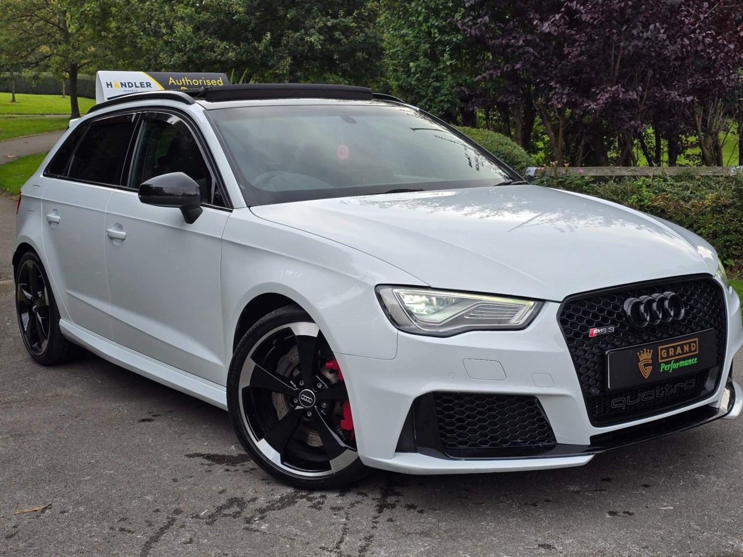 Audi RS3 Listing Image