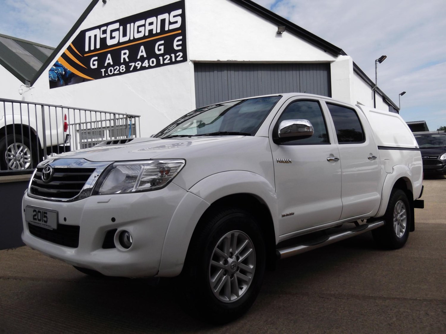 Used Toyota Hilux INVINCIBLE , 3.0 D-4D 171 , 4x4 , SAT NAV , CANOPY ...