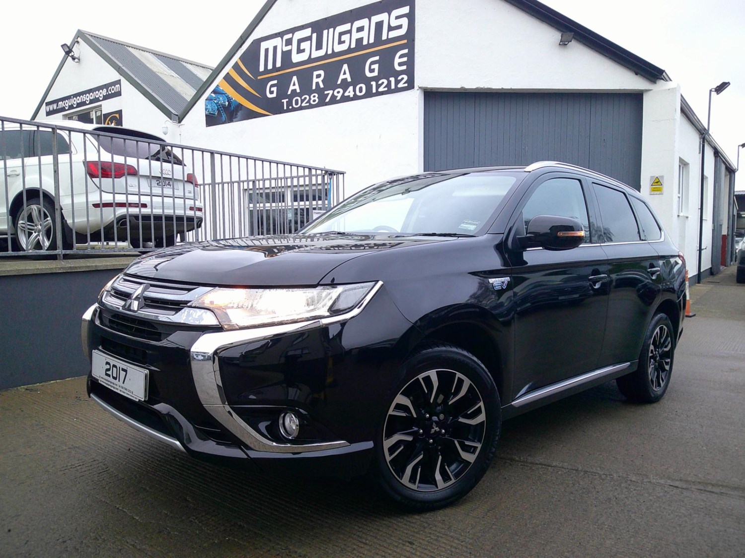 Mitsubishi Outlander Listing Image