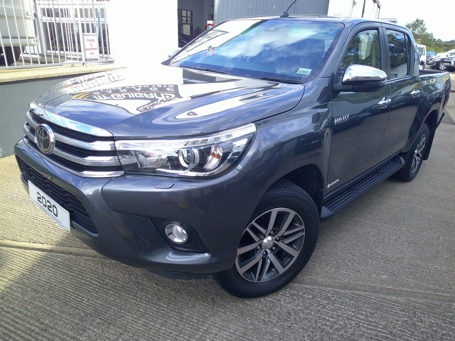 Toyota Hilux Listing Image