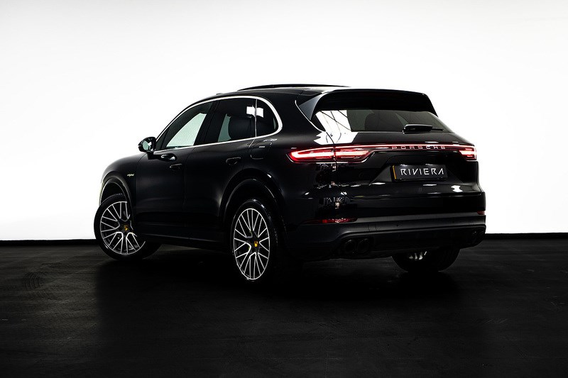 Porsche Cayenne Listing Image