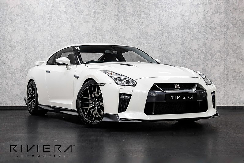 Nissan GT-R Listing Image