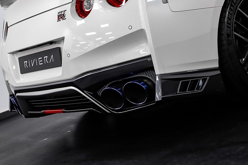 Nissan GT-R Listing Image