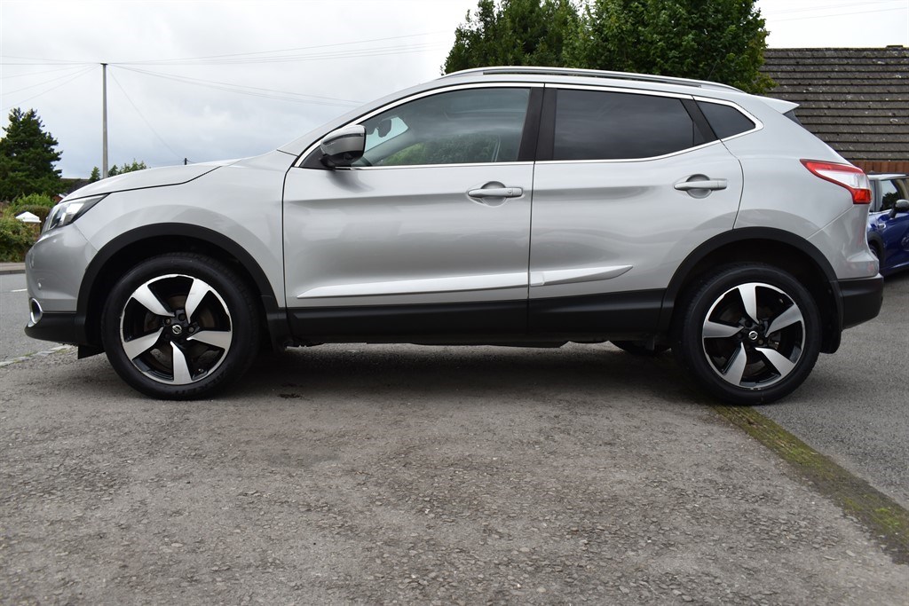 Nissan Qashqai Listing Image