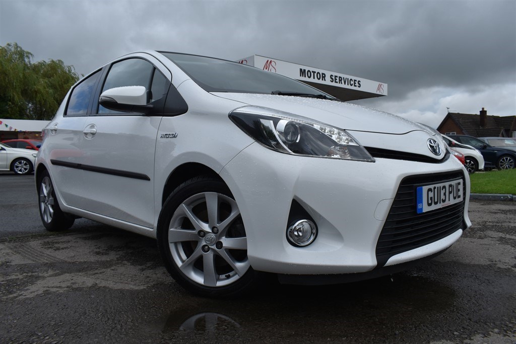 Toyota Yaris Listing Image