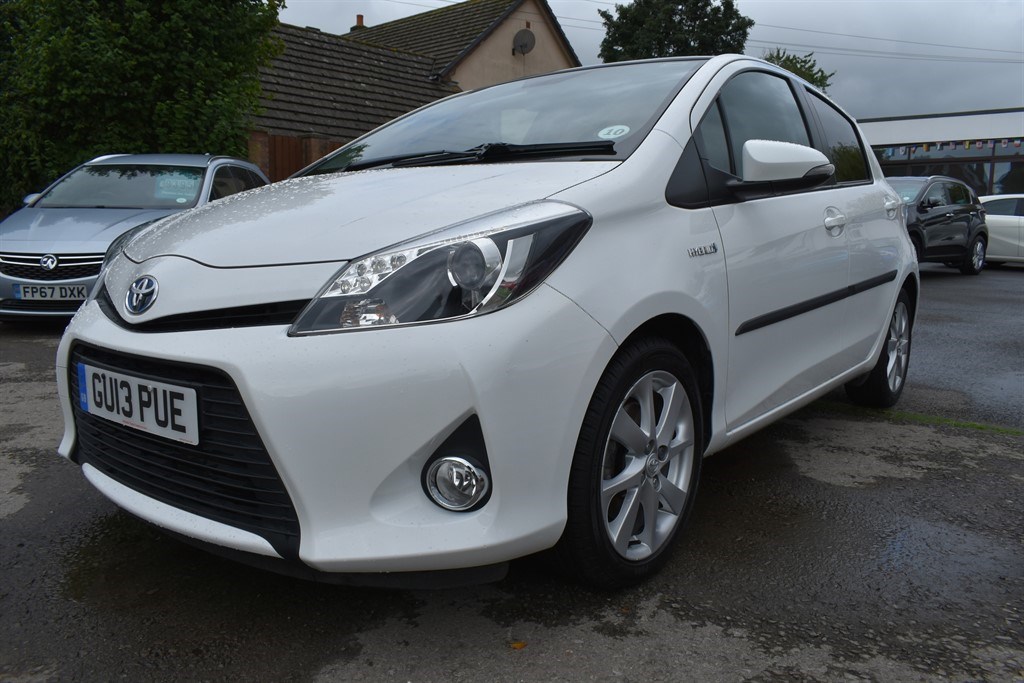 Toyota Yaris Listing Image