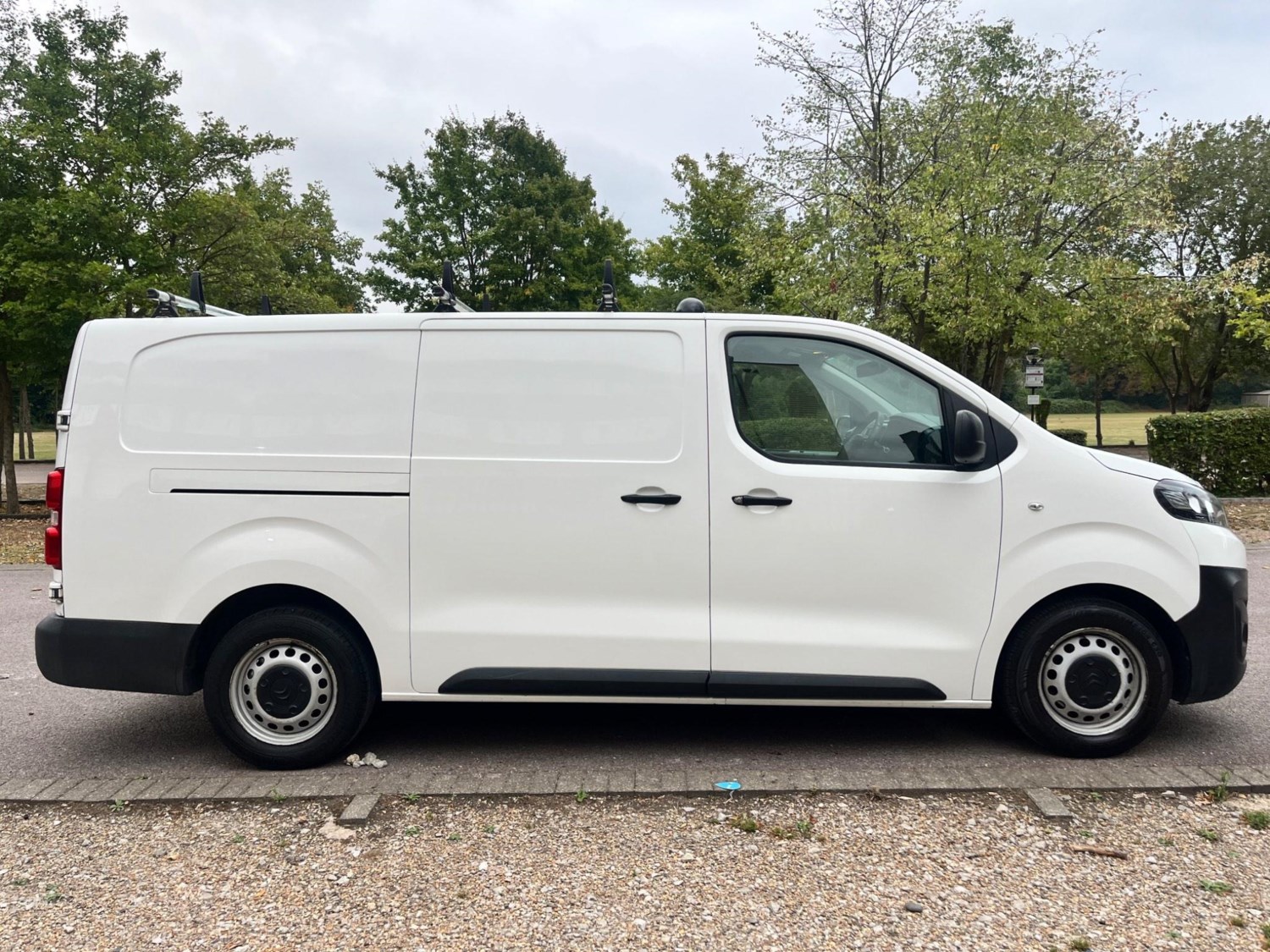 Citroen Dispatch Listing Image