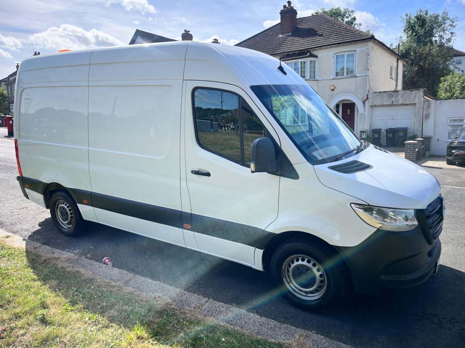 Mercedes-Benz Sprinter Listing Image