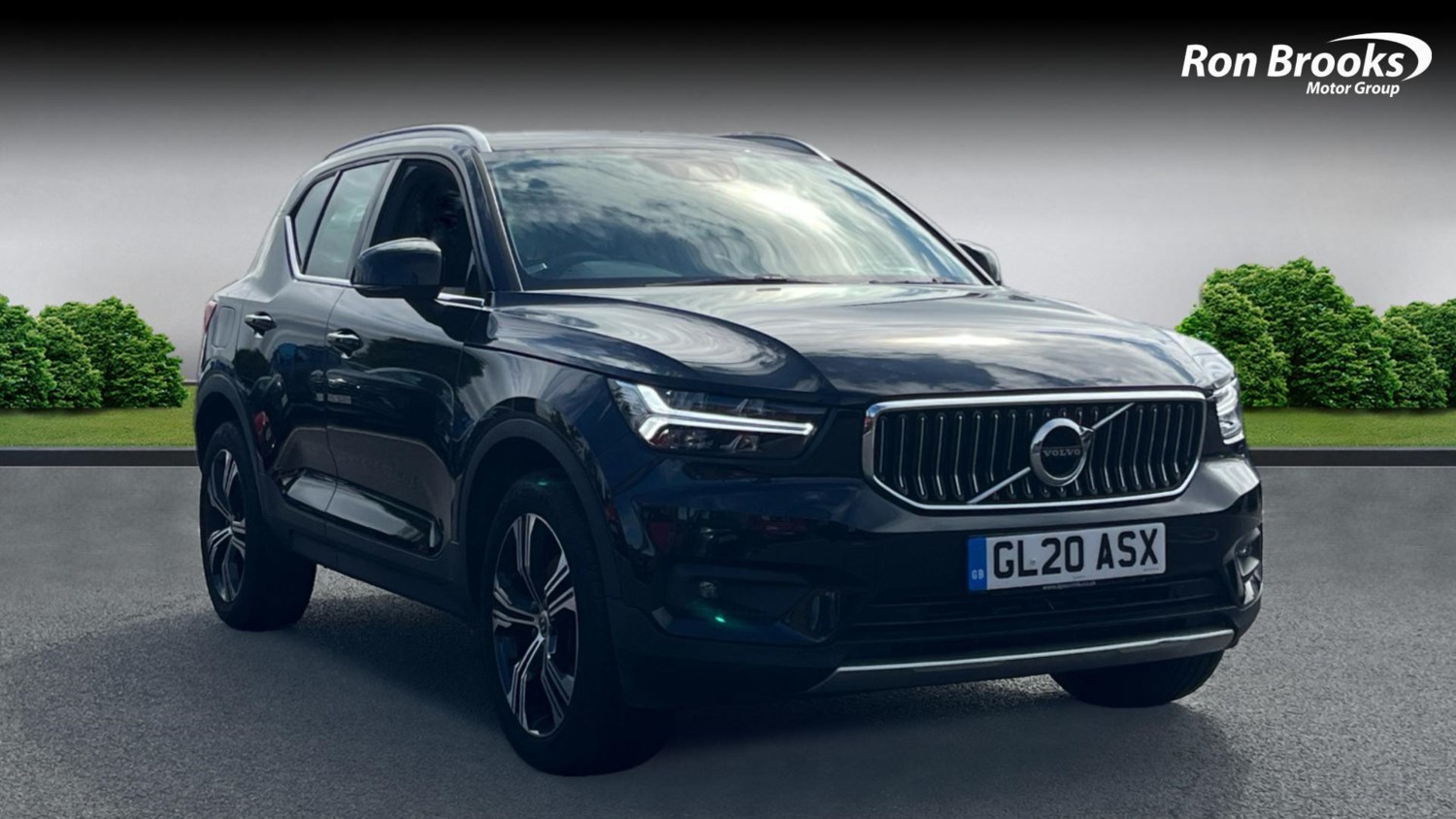 Volvo XC40 Listing Image