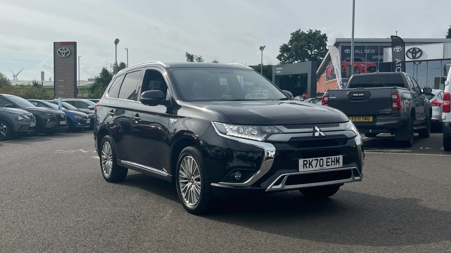 Mitsubishi Outlander Listing Image