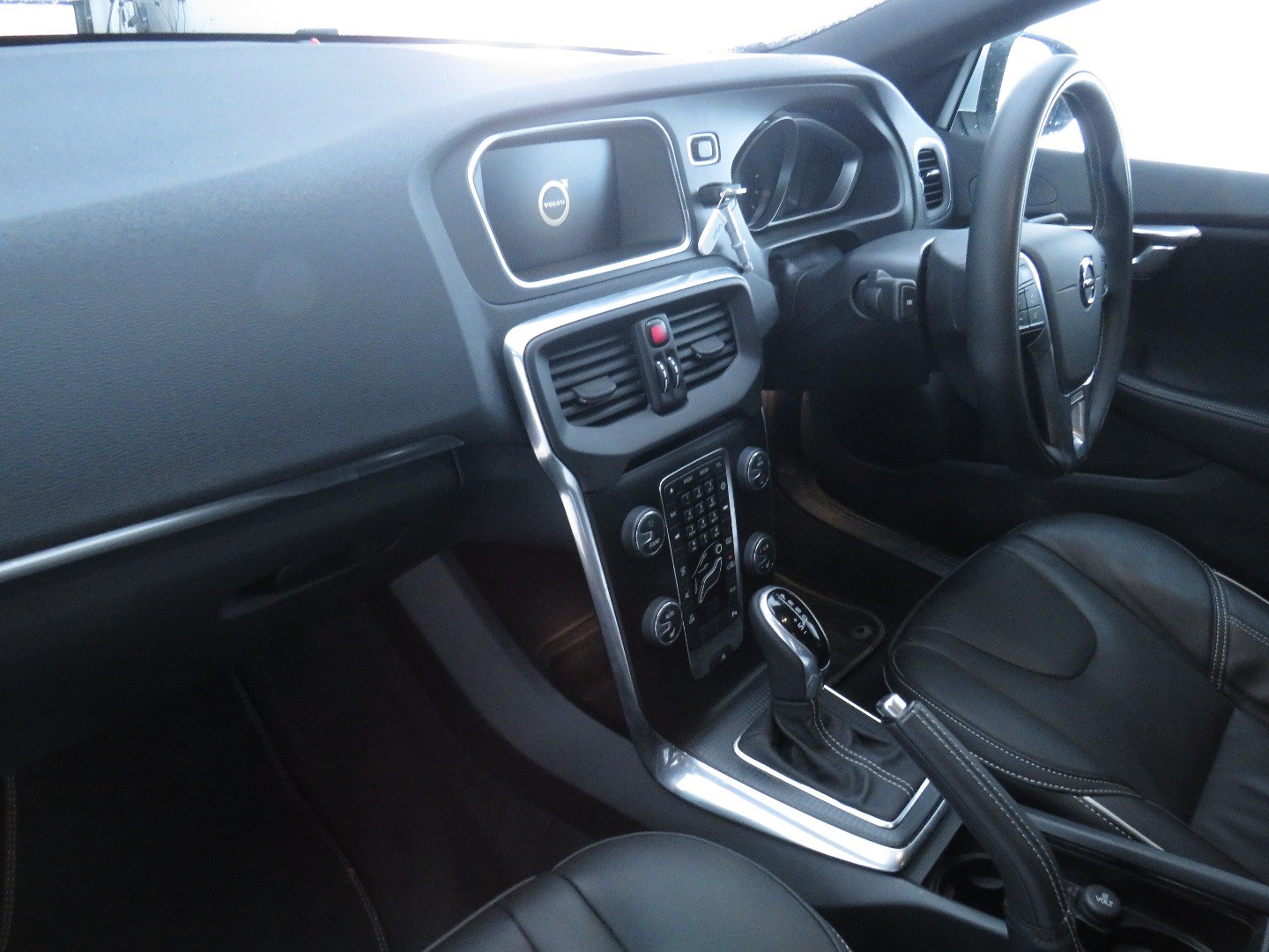 Volvo V40 Listing Image