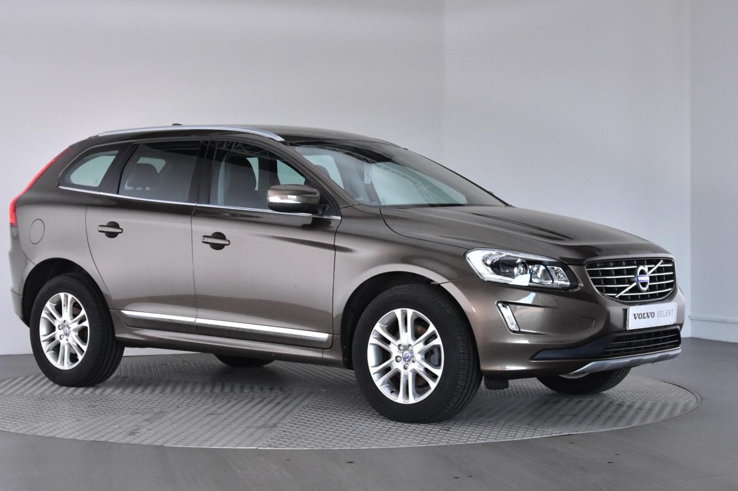 Volvo XC60 Listing Image