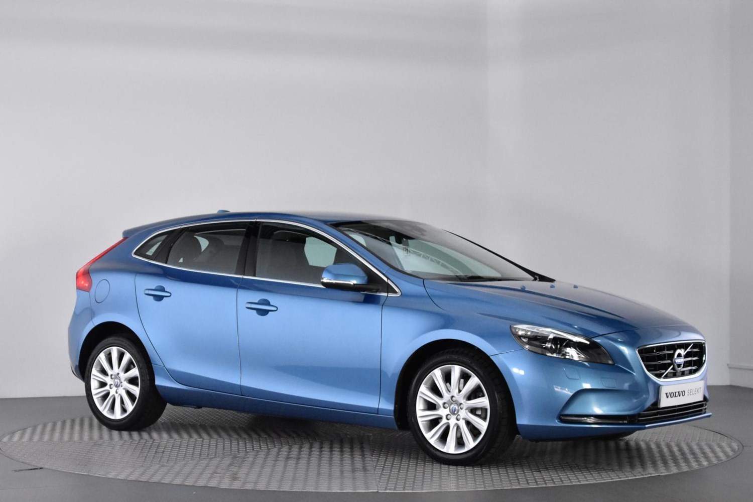 Volvo V40 Listing Image