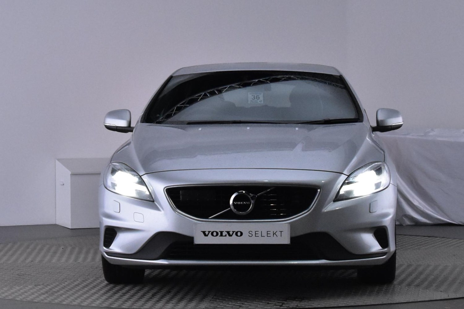 Volvo V40 Listing Image