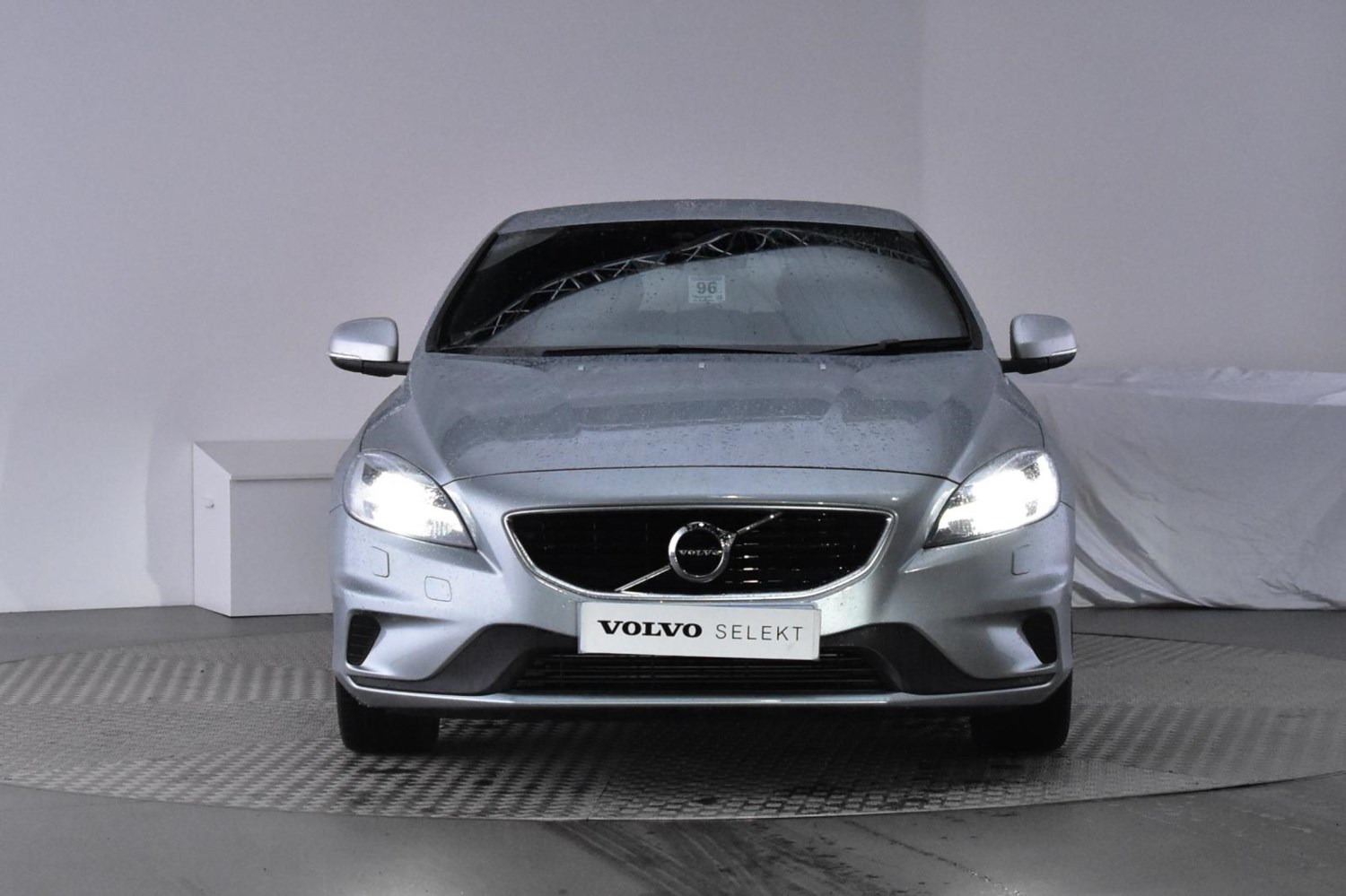 Volvo V40 Listing Image