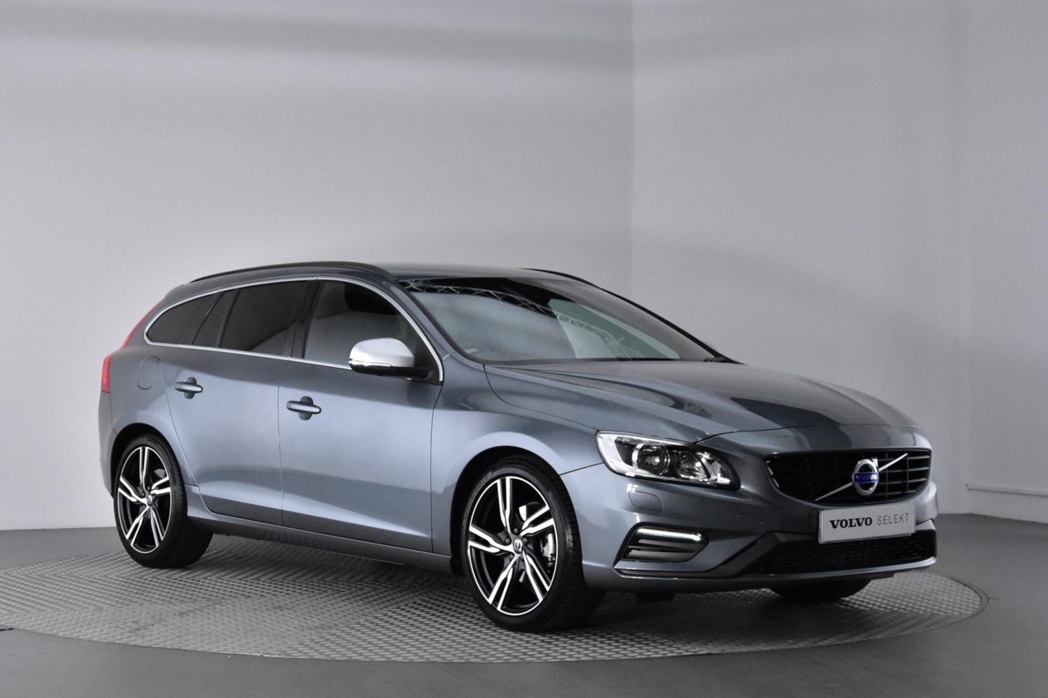 Volvo V60 Listing Image