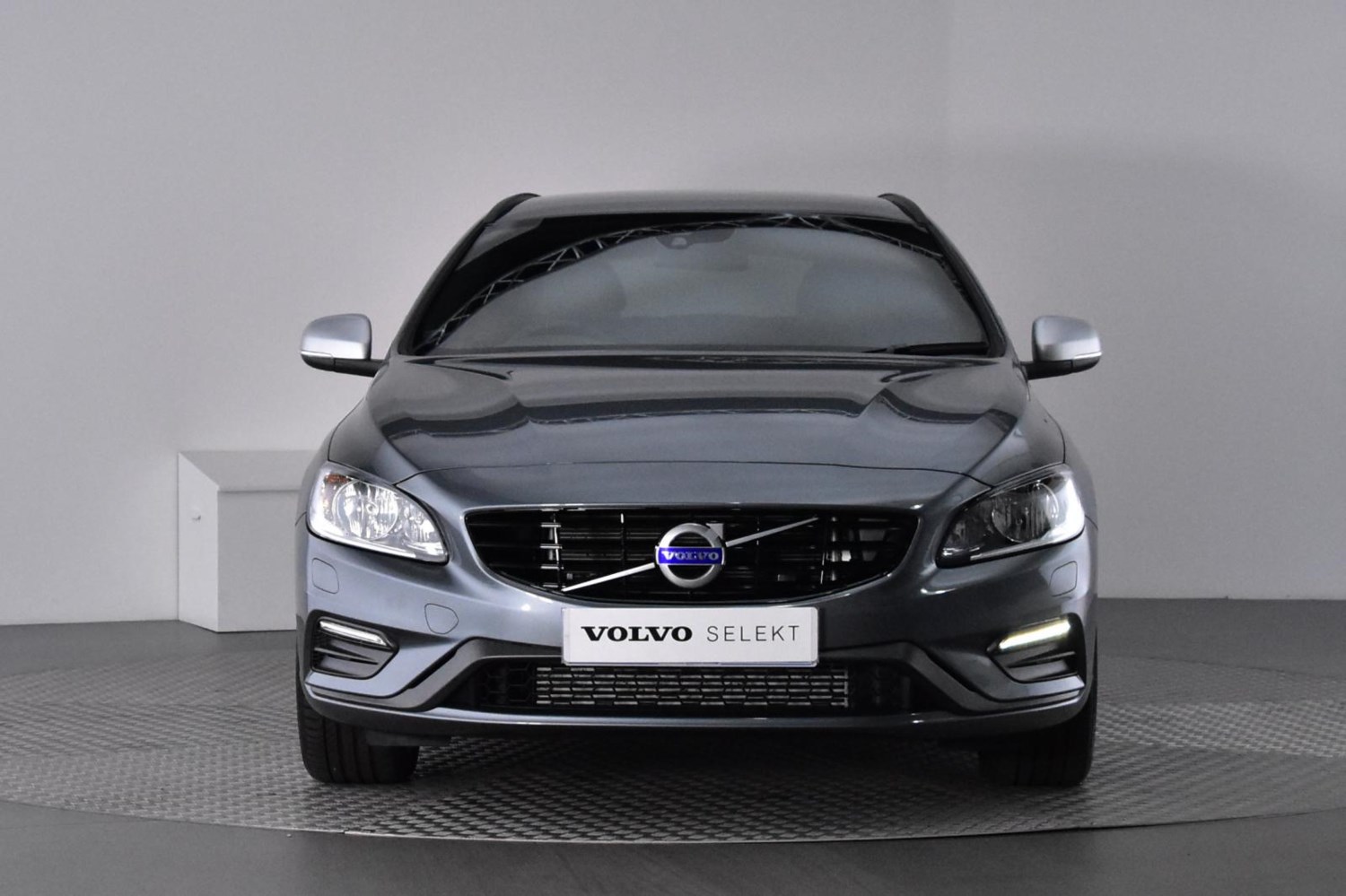 Volvo V60 Listing Image