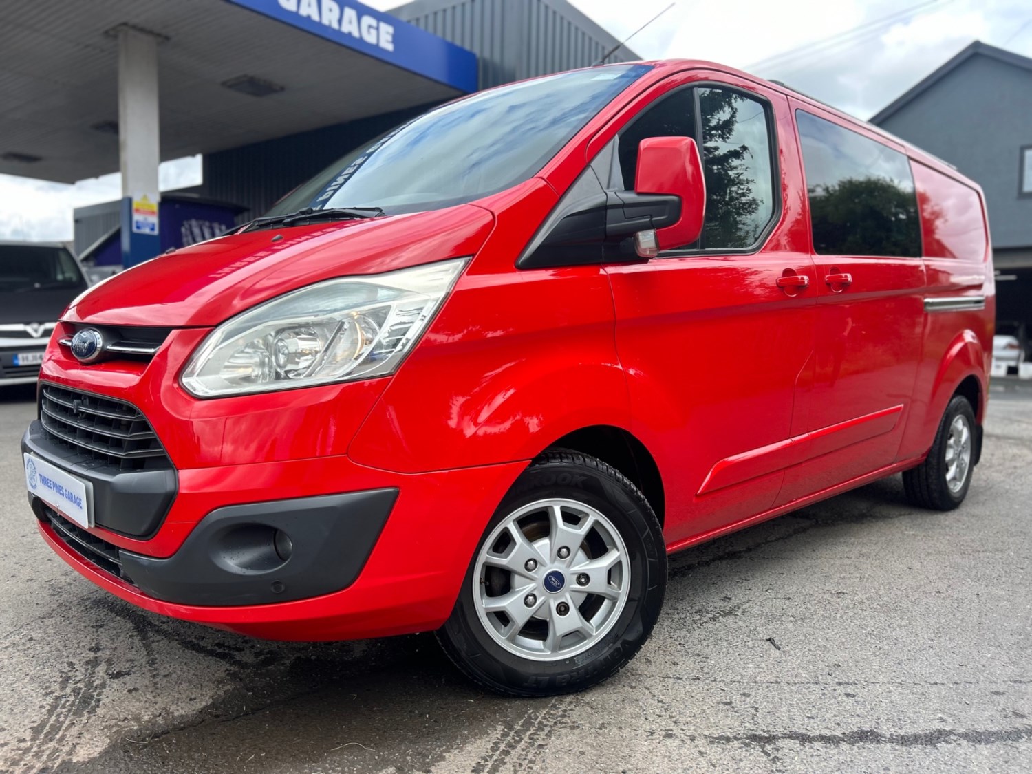 Ford Transit Custom Listing Image