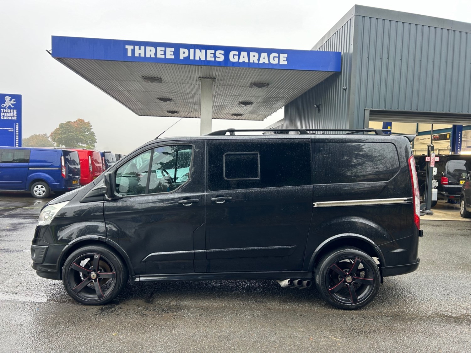 Ford Transit Custom Listing Image