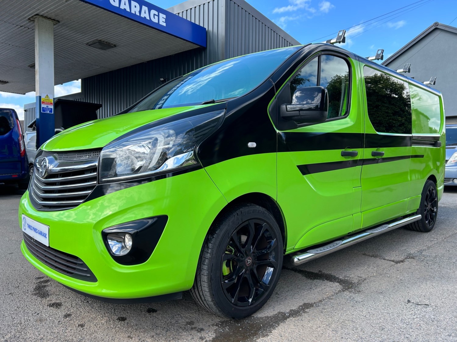 Vauxhall Vivaro Listing Image